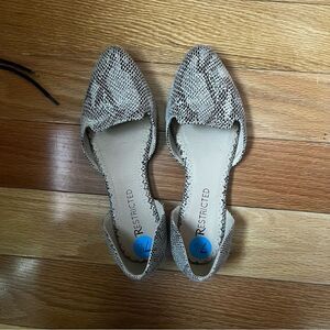 restricted Snake Skin flats size 7